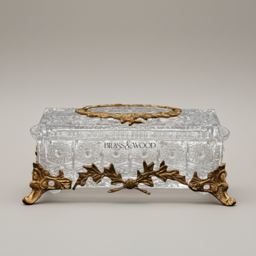 علبة مناديل كريستالية منقوشة بإطار معدني على طراز الباروك مع إكليل الغار - Antique Gold