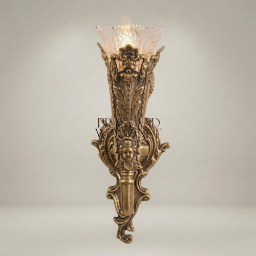 أبليك حائط برونزي على طراز الباروك بنقوش الأكانثوس وظل زجاج مقطوع - Antique Gold