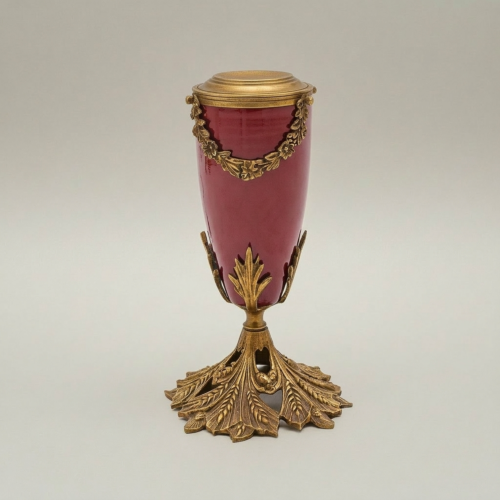 Classical Brass Ceramic Urn Table Lamp Acanthus Leaf Base Floral Garland Off-White Pleated Shade antique Front | Brass & Wood