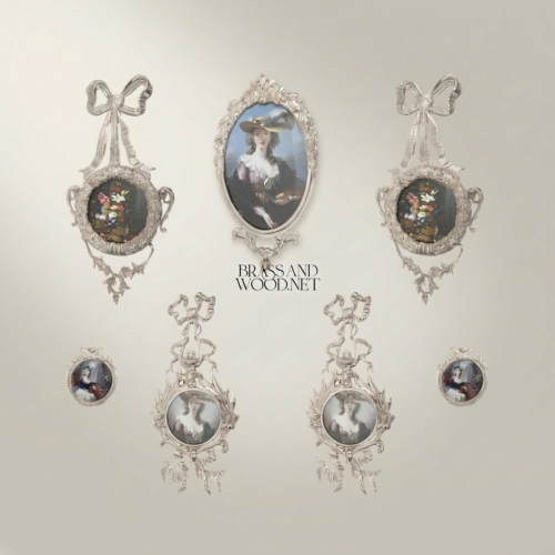 إطار جداري نحاسي على طراز لويس السادس عشر بزخرفة ربطة الشريط وتعليق الزهور - Silver