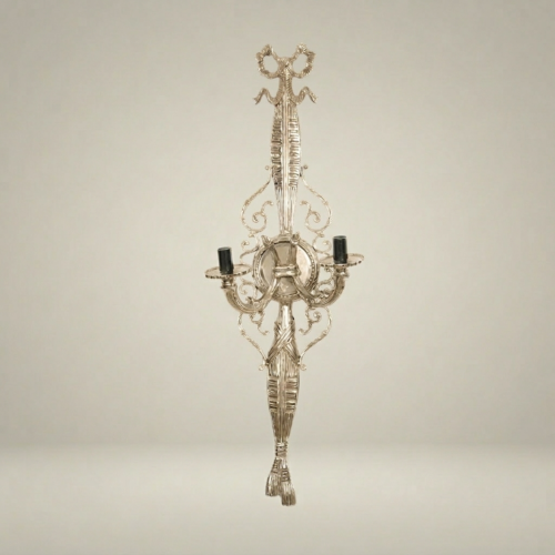 أبليك جداري نيوكلاسيكي نحاسي - ذراعان بشكل الشعلة والشرابة - Silver