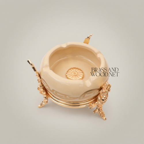 Rococo Handcrafted Brass Ceramic Ashtray Ornate Four-Leg Stand Rosette Brass and Wood Gold Back | Brass & Wood