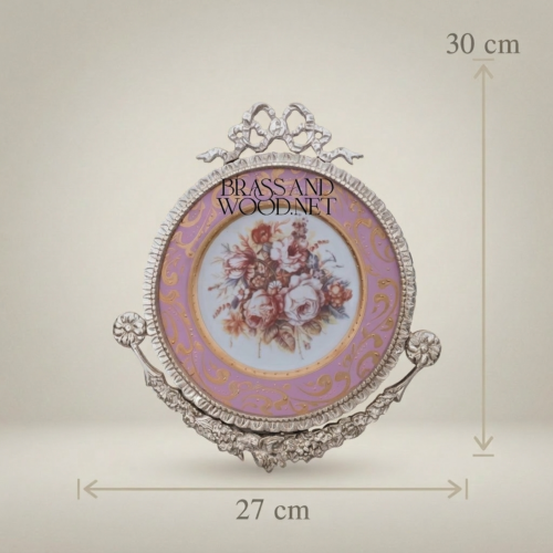 طبق جداري دائري بإطار نحاسي على طراز الروكوكو - تاج الشريطة وباقة الورود - Silver