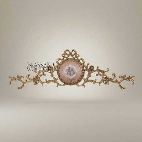 لوحة جدارية نحاسية روكوكو بميدالية خزفية مرسومة يدوياً بزهور كلاسيكية - Antique Gold